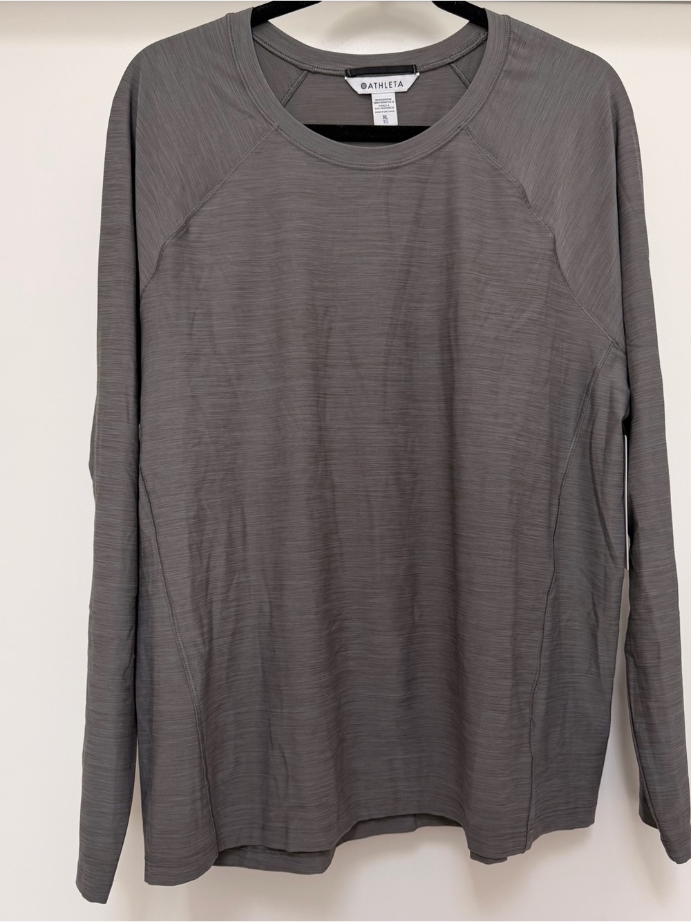 Athleta Women’s Gray Long-Sleeve Performance Shirt